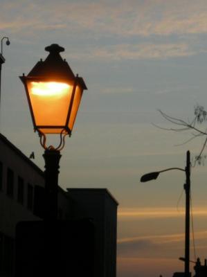 20090906214016-farola.jpg