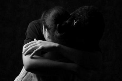 20091205092515-abrazo.jpg