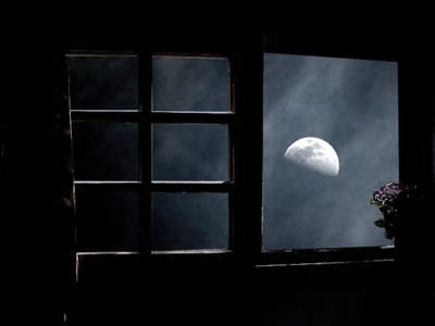 20120215122640-ventanasnoche.jpg